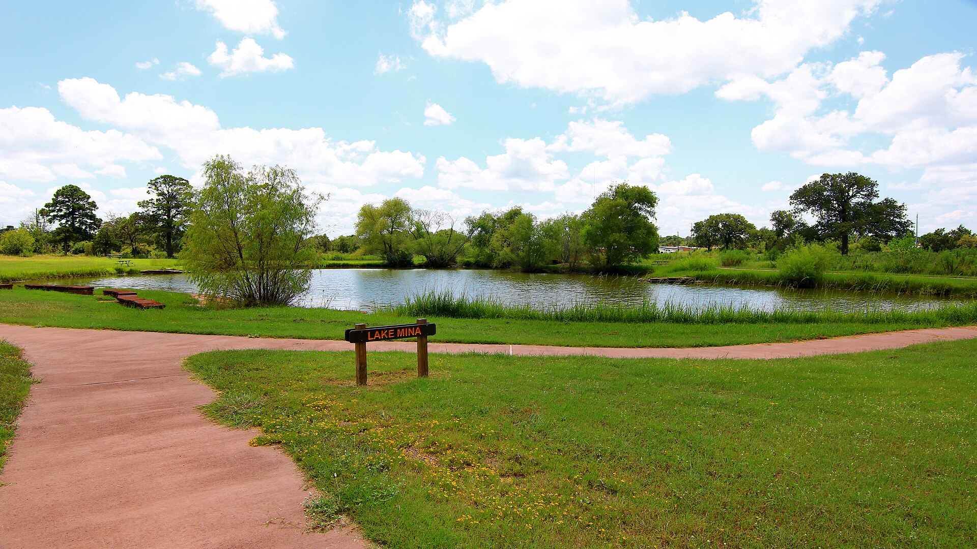 Lake Mina at Bastrop State Park — lake recreation near Bastrop